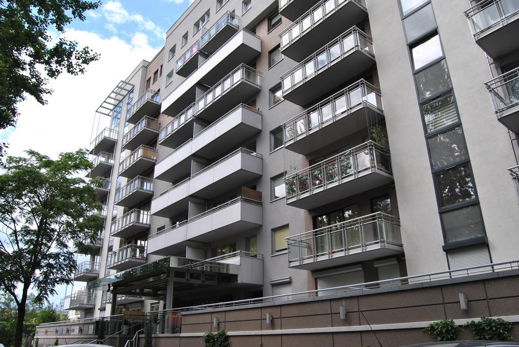 Royal Apartments - Apartamenty Inowroclawska Exteriér fotografie